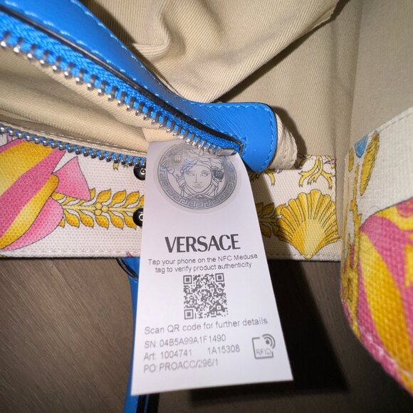 Versace Underwater Barocco La Medusa Large Tote Bag - Picture 4 of 11